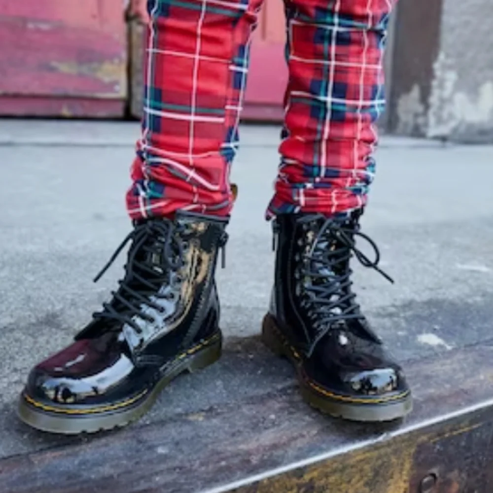 Dr. Martens 1460 Combat Lace Up Boots Patent Leather Toddler Size 9